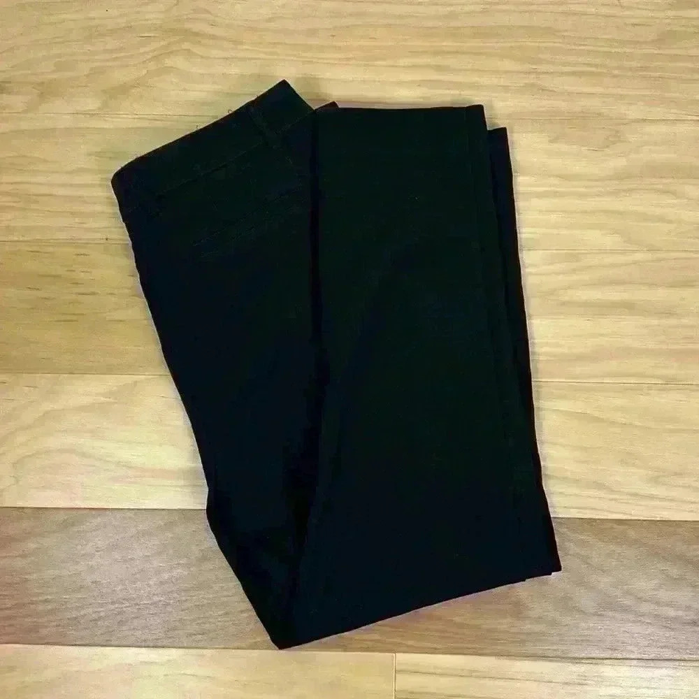 Jones New York black slacks size 12.